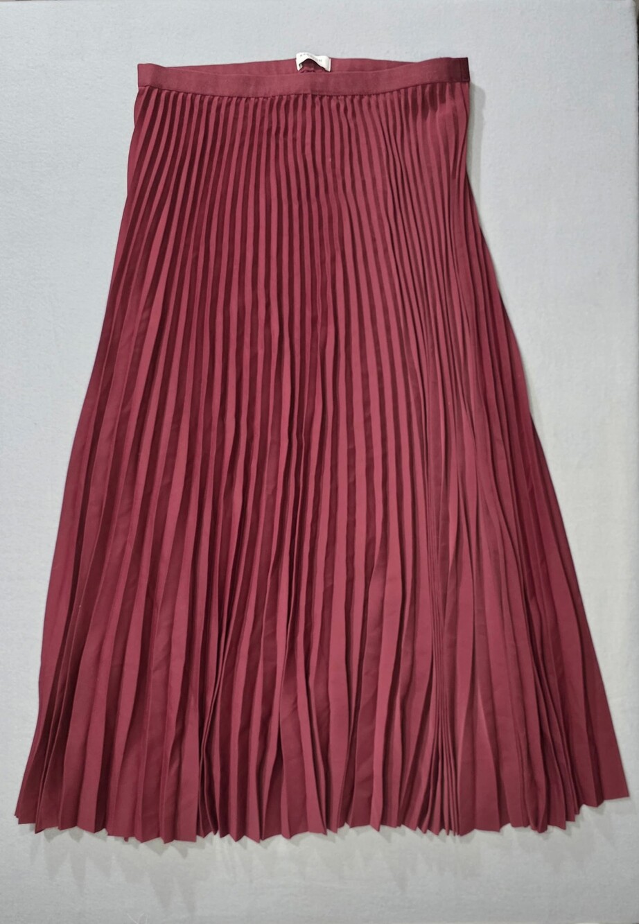Aritzia Babaton Acclaim Skirt in Burgundy - Large